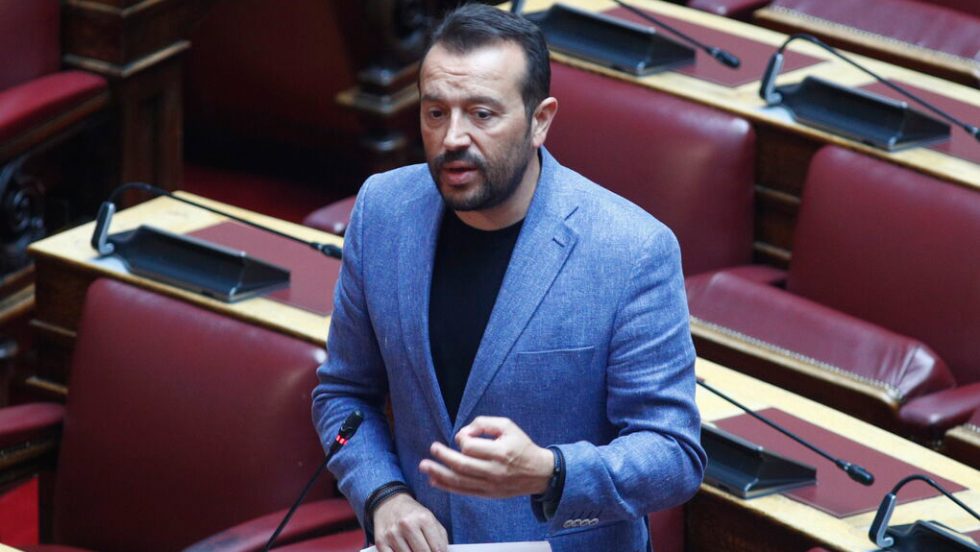 nikos papas